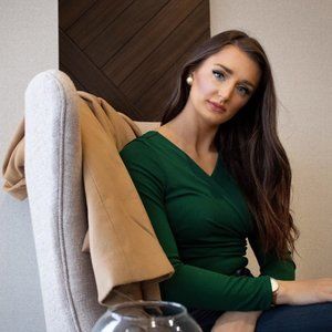 Meet your Posher, Anna